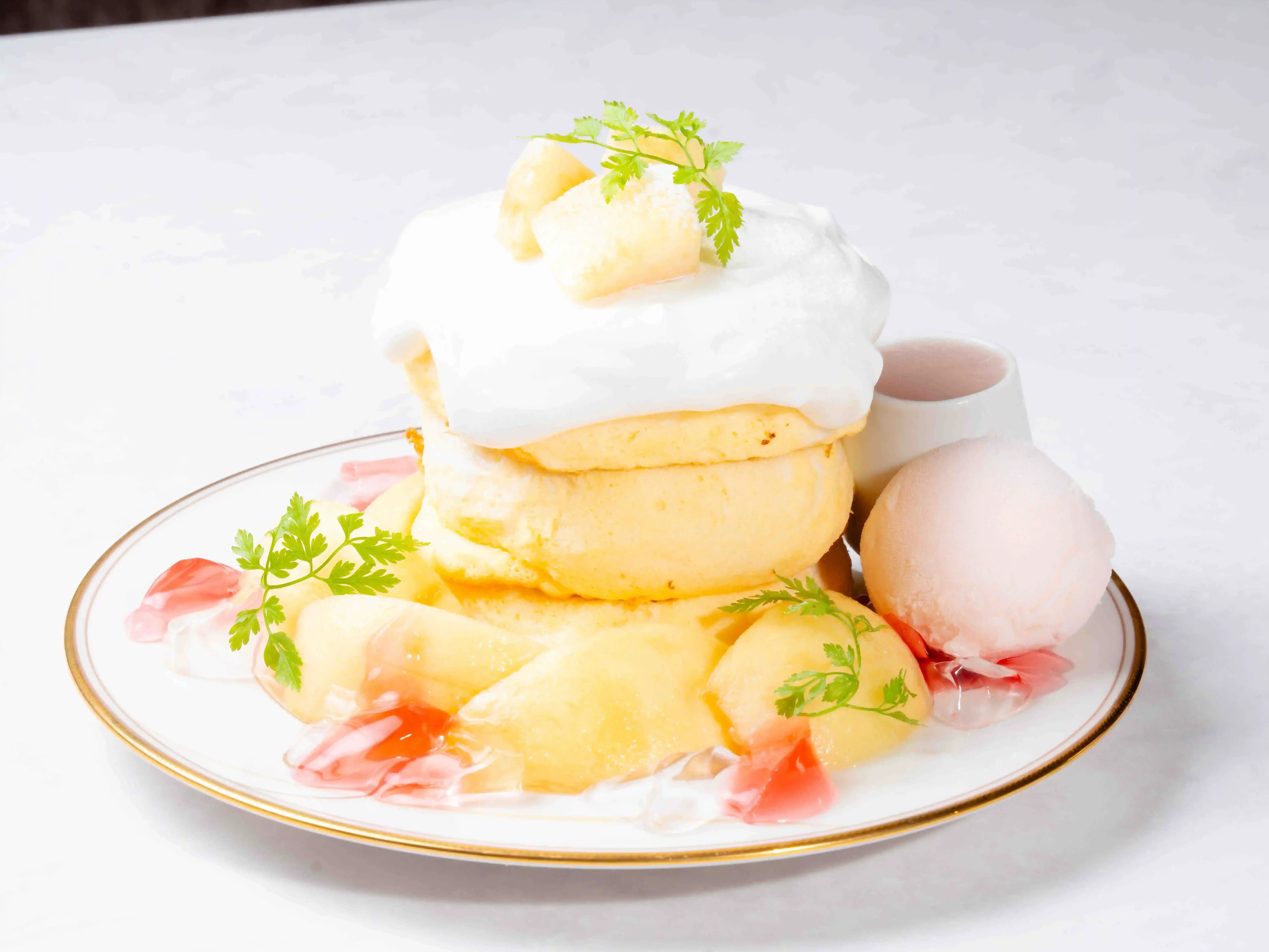 白桃ジュエルパンケーキ